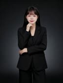 Joanna Low